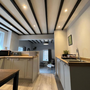 Honeysuckle Cottage & Whinfell Studio
